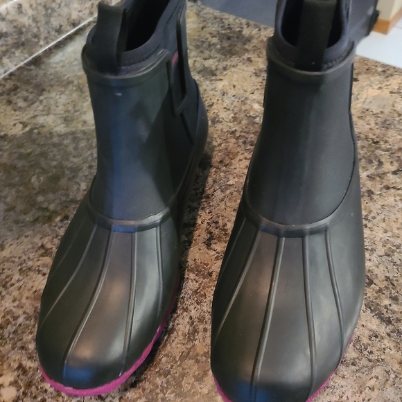 Sperry Rain Boots Size 9 - Picture 2 of 4